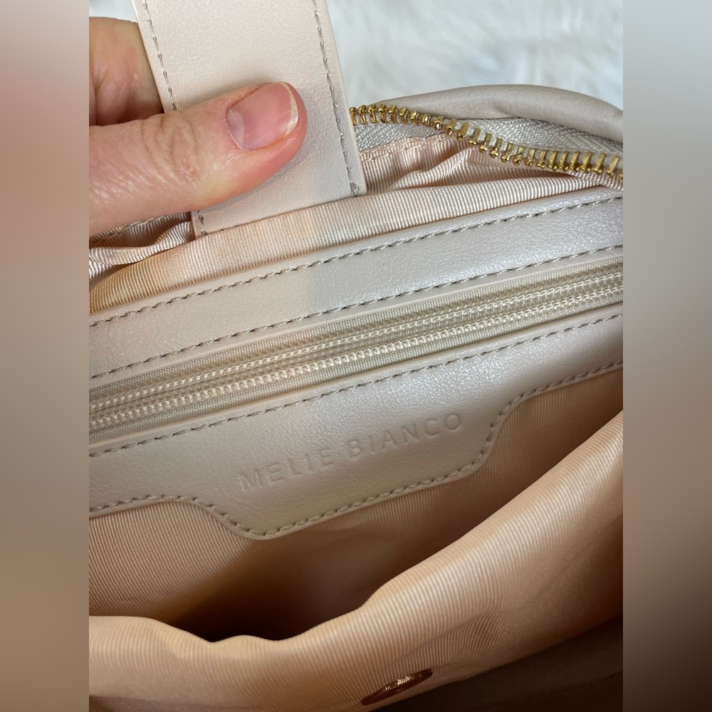 New Melie Blanco Taupe  Woven Hobo laptop Bag - Picture 12 of 13